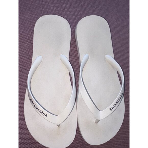 Balenciaga Thong Sandal in White & Black 38 With Box Womens Flip Flops - Picture 7 of 14
